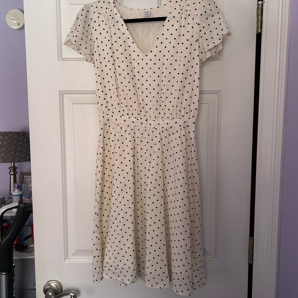 Polka Dot V-Neck Short Sleeve Midi Dress
